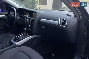Седан Audi A4 2012 в 