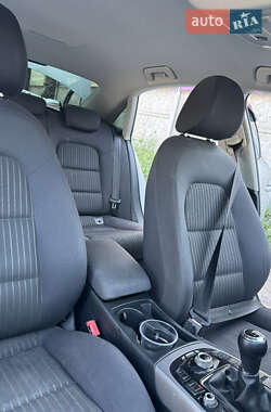 Седан Audi A4 2013 в 