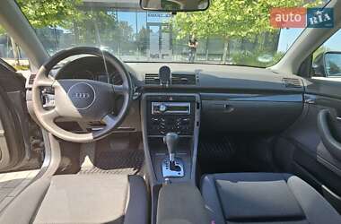 Седан Audi A4 2001 в 