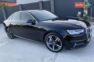 Седан Audi A4 2018 в 