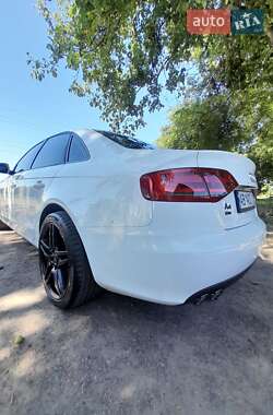 Седан Audi A4 2009 в 