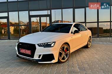 Седан Audi A4 2018 в 