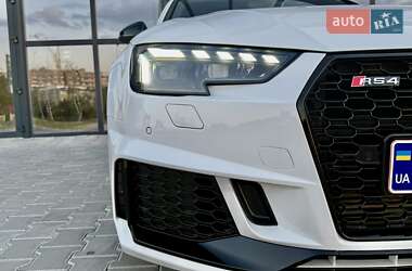 Седан Audi A4 2018 в 
