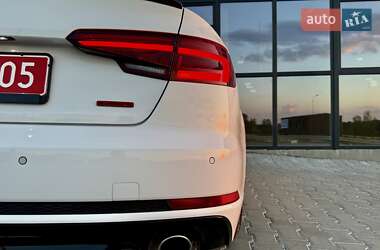Седан Audi A4 2018 в 