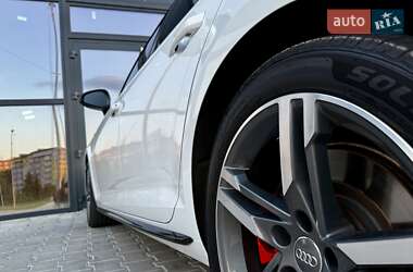 Седан Audi A4 2018 в 