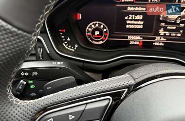 Седан Audi A4 2018 в 