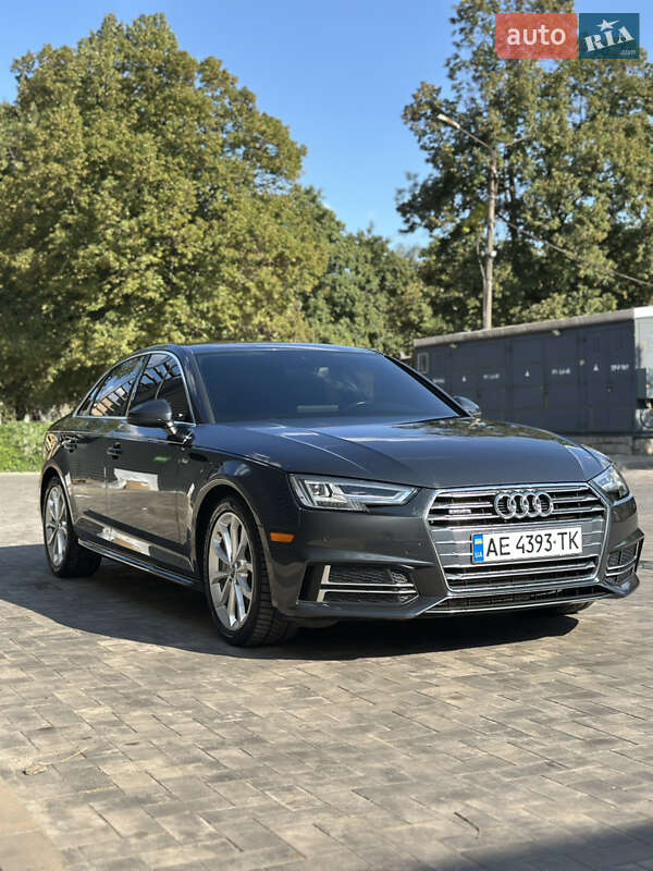 Седан Audi A4 2017 в Кривом Роге