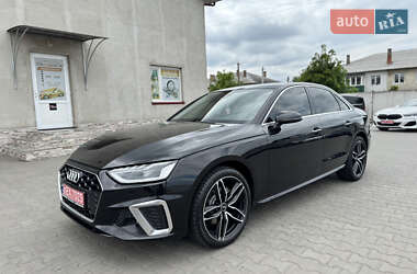 Audi A4 2021