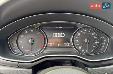 Седан Audi A4 2021 в 