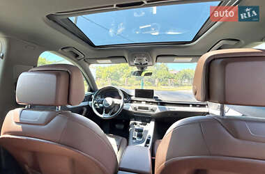 Седан Audi A4 2018 в 
