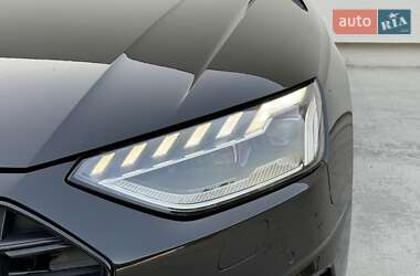 Универсал Audi A4 2022 в 