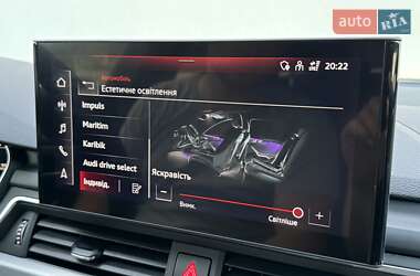 Универсал Audi A4 2022 в 