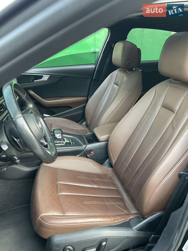 Седан Audi A4 2016 в Днепре