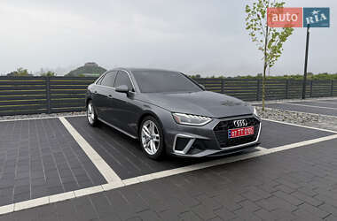 Седан Audi A4 2020 в 