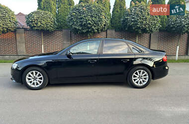 Седан Audi A4 2012 в 