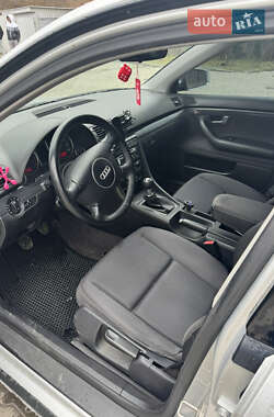 Седан Audi A4 2001 в 