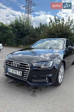 Седан Audi A4 2019 в 
