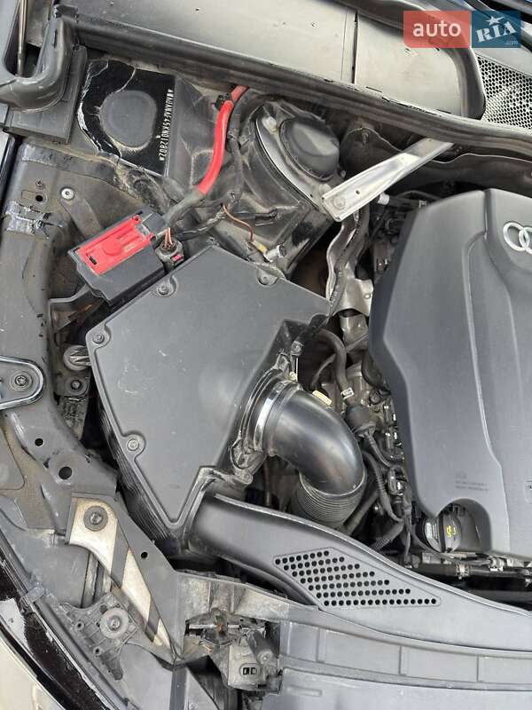 Седан Audi A4 2019 в Киеве