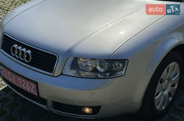 Седан Audi A4 2004 в 