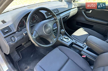 Седан Audi A4 2004 в 