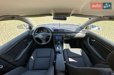Седан Audi A4 2004 в 