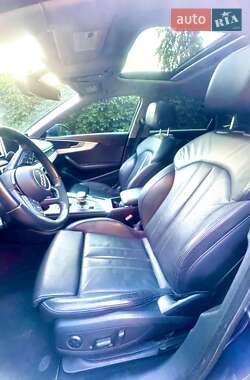 Седан Audi A4 2018 в 