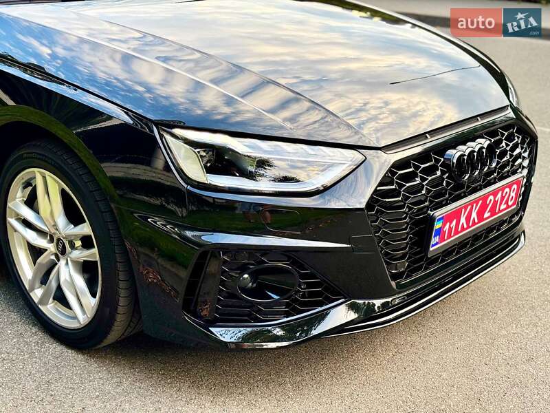 Седан Audi A4 2021 в Киеве