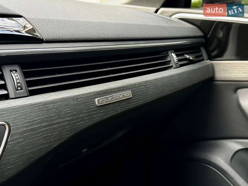 Седан Audi A4 2021 в Киеве
