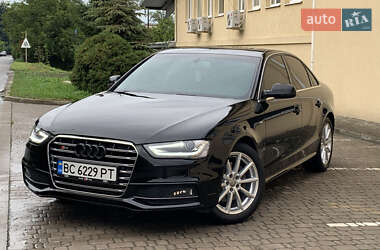 Седан Audi A4 2014 в 
