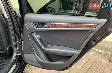 Седан Audi A4 2014 в 