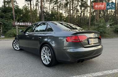 Седан Audi A4 2010 в 