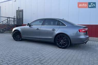 Седан Audi A4 2013 в 