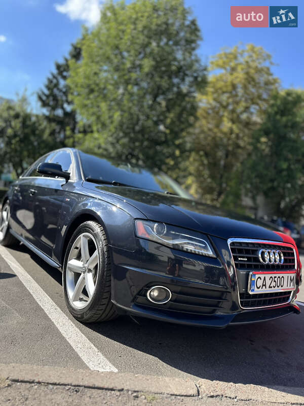 Седан Audi A4 2012 в Черкассах
