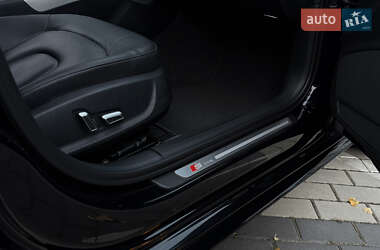 Седан Audi A4 2015 в 
