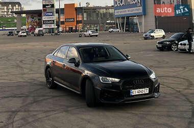 Седан Audi A4 2016 в 