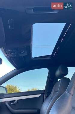 Седан Audi A4 2002 в 