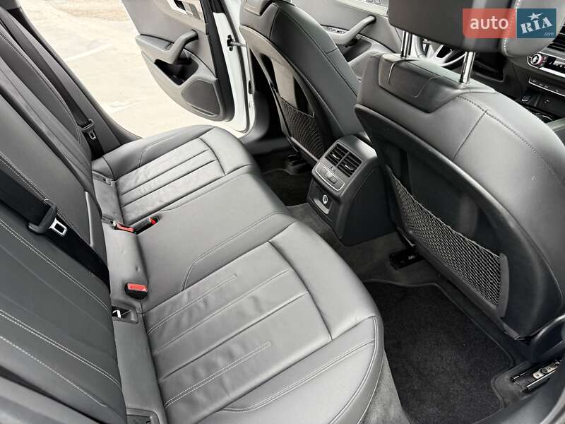 Седан Audi A4 2021 в Киеве
