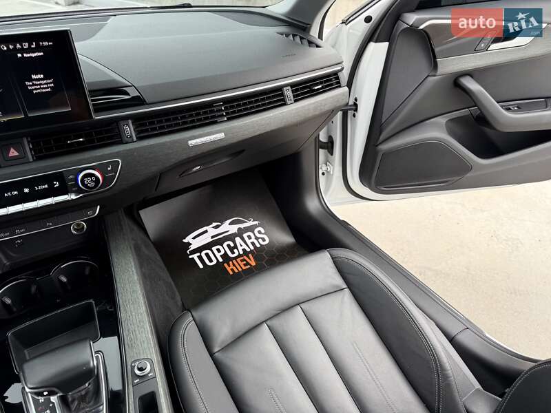 Седан Audi A4 2021 в Киеве
