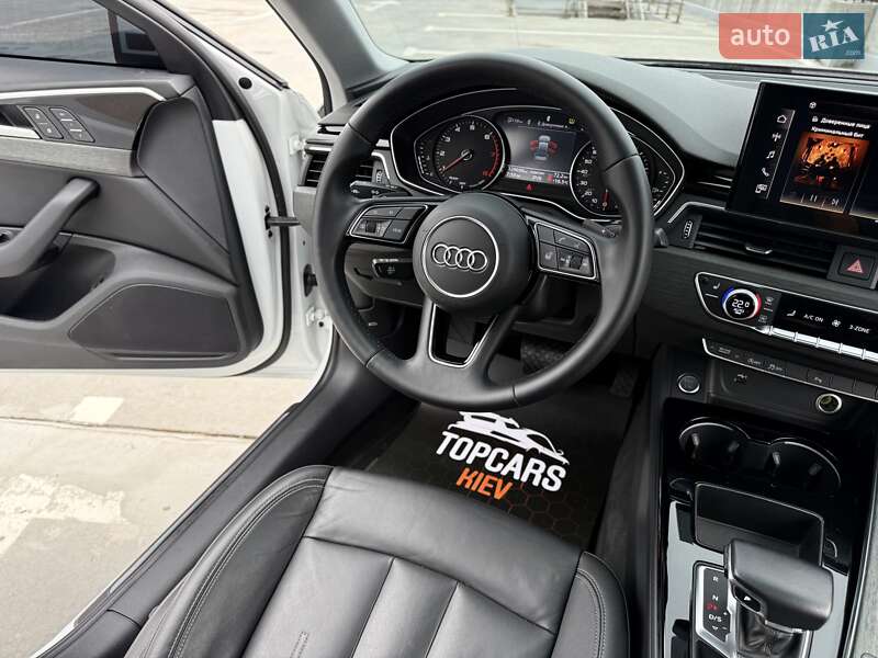 Седан Audi A4 2021 в Киеве