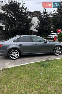 Седан Audi A4 2017 в 