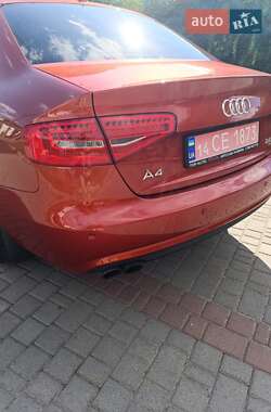 Седан Audi A4 2013 в 