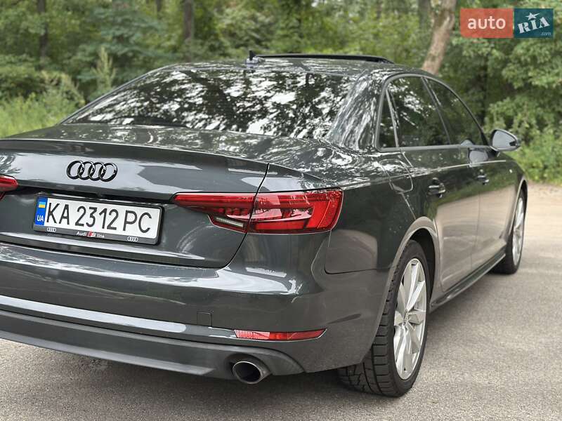 Седан Audi A4 2018 в Киеве