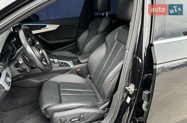 Седан Audi A4 2016 в 