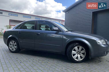 Седан Audi A4 2002 в 