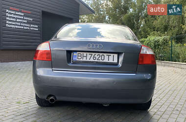 Седан Audi A4 2002 в 