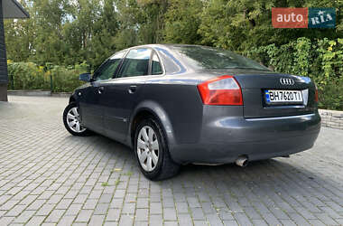 Седан Audi A4 2002 в 