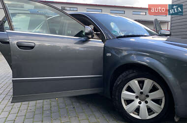 Седан Audi A4 2002 в 