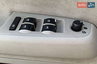 Седан Audi A4 2002 в 