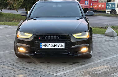 Седан Audi A4 2014 в 
