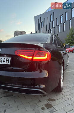 Седан Audi A4 2014 в 